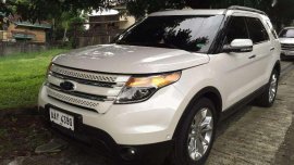 2014 Ford Explorer v6 4x4 top of the line