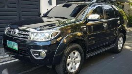 2011 Toyota Fortuner gas at for sale