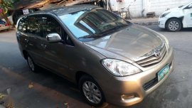 Toyota Innova g 2010 for sale