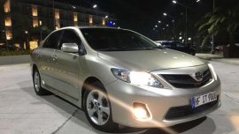 Toyota Corolla Altis 2.0V 2012 for sale
