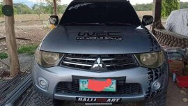 Mitsubishi Strada 2010 for sale