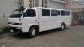 LIKE NEW ISUZU ELF FOR SALE