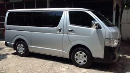 2013 Toyota Hiace commuter for sale