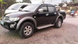 Mitsubishi Strada glx v 2012 for sale