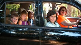 Driving with kids in the car: 10 essential safety tips to follow