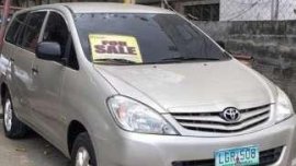 Toyota Innova E 2010 for sale 