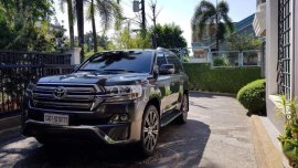 2018 Toyota Land Cruiser Dubai Version V8 for sale