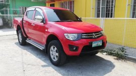 Mitsubishi Strada 2010 manual for sale