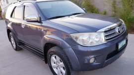 Toyota Fortuner G 4X2 Manual 2010 for sale