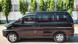 Like new Mitsubishi Spacegear for sale