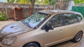 Like new Kia Carens for sale