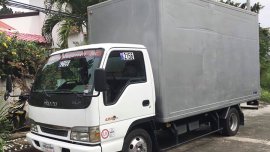 Selling White Isuzu Elf 2018 Manual Diesel 