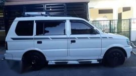 2011 Mitsubishi Adventure gx2 for sale 