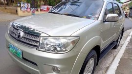 2009 Toyota Fortuner 2.7G for sale