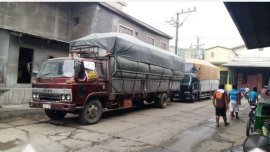 Well kept Isuzu Forward for sale 