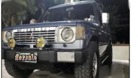 Mitsubishi PAJERO 1990 for sale
