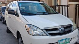 Selling 2006 Toyota Fortuner Van for sale in Taguig