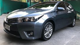 Selling Toyota Altis 2016 Manual Gasoline in Quezon City