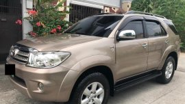 Selling 2nd Hand (Used) 2011 Toyota Fortuner at 70000 in Biñan