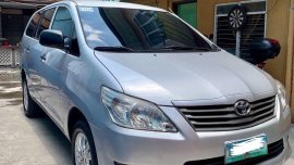 Selling 2nd Hand (Used) Toyota Innova 2012 Automatic Diesel in Caloocan