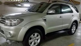 Selling 2nd Hand Toyota Fortuner 2011 Automatic Gasoline at 60000 in San Juan