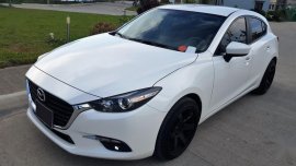 Sell Brand New 2018 Mazda 3 Hatchback in Santa Rosa