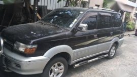 Selling 2nd Hand (Used) Toyota Revo 2000 in Caloocan