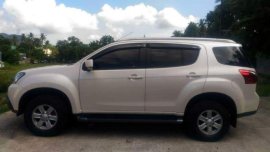 Selling 2nd Hand (Used) Isuzu Mu-X 2015 in Nagcarlan