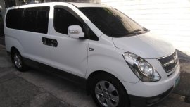 Selling 2nd Hand (Used) Hyundai Starex 2010 Automatic Diesel in Manila