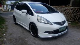 Selling 2nd Hand (Used) Honda Jazz 2010 Manual Gasoline in Magalang