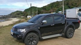 Selling Mitsubishi Strada 2014 Manual Diesel in Quezon City