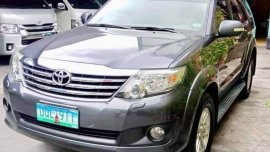Selling 2nd Hand (Used) Toyota Fortuner 2012 in Quezon City