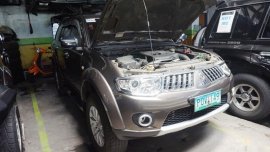 Grey Mitsubishi Montero 2011 for sale in Manila