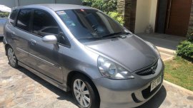 Selling 2nd Hand (Used) Honda Jazz 2006 Automatic Gasoline in Manila