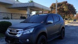2nd Hand Isuzu Mu-X 2015 Automatic Diesel for sale in Lipa