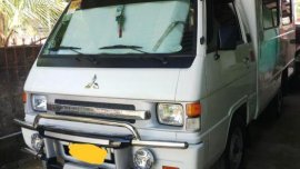 Selling 2nd Hand Mitsubishi L300 2014 in Mangaldan