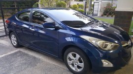 Selling Blue 2011 Hyundai Elantra 