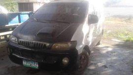 For sale 2009 Hyundai Starex Manual Diesel at 80000 km in Butuan