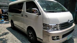 Selling Toyota Grandia 2010 Automatic Diesel in Mandaluyong