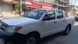Selling Toyota Hilux 2005 Manual Diesel in Bocaue
