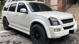 Selling Isuzu Alterra 2006 in Pasig