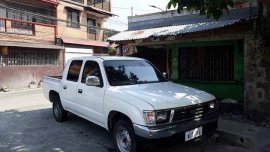 Selling Toyota Hilux 1999 Manual Diesel in Rodriguez