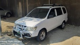 Selling Isuzu Crosswind 2007 in Valenzuela