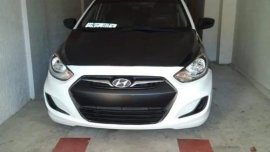 Selling Hyundai Accent 2013 Automatic Gasoline in Mandaluyong