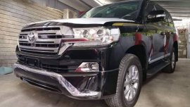Selling Brand New Toyota Land Cruiser 2019 
