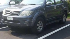 Selling Toyota Fortuner 2005 Automatic Gasoline in Las Piñas