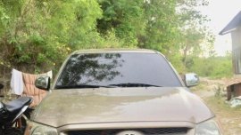 Selling Used Toyota Hilux 2006 in Consolacion