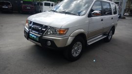 Sell 2nd Hand 2010 Isuzu Crosswind Automatic Diesel at 50000 km in Meycauayan