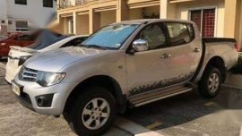 Selling Used Mitsubishi Strada 2014 in Taguig