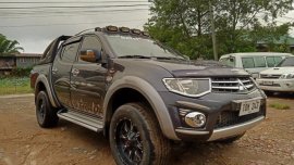 Selling Mitsubishi Strada 2012 Manual Diesel in La Trinidad